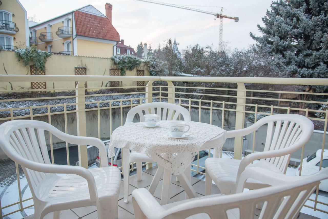 Centrum 2 Apartmanok Hévíz Exterior foto