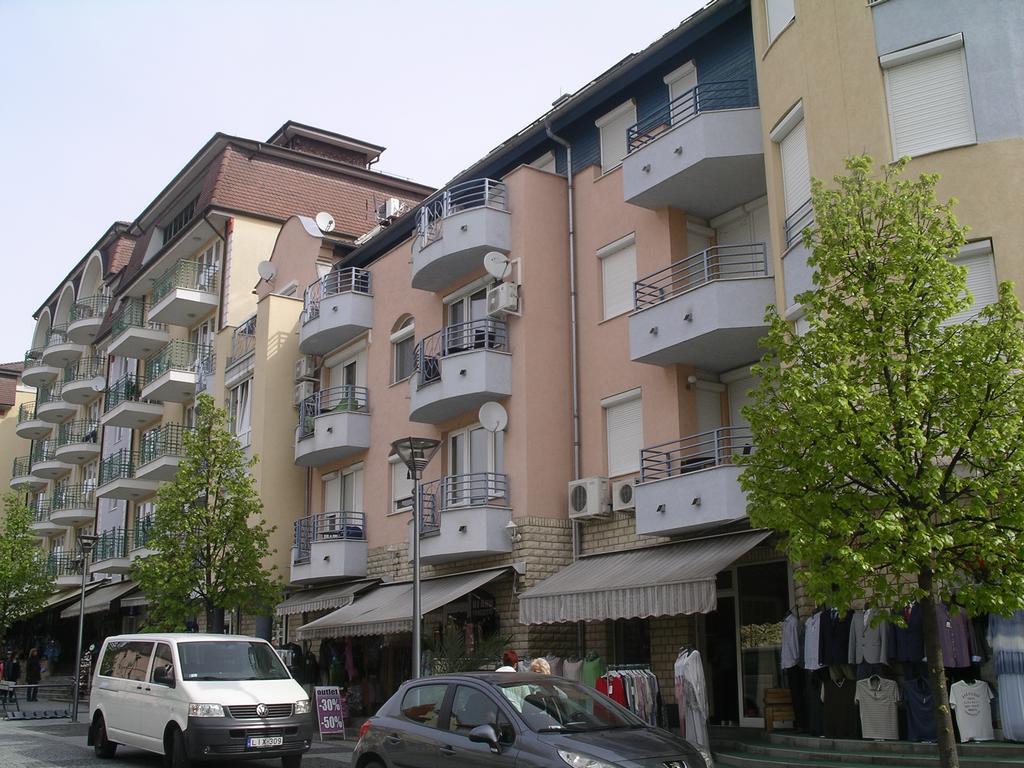 Centrum 2 Apartmanok Hévíz Exterior foto